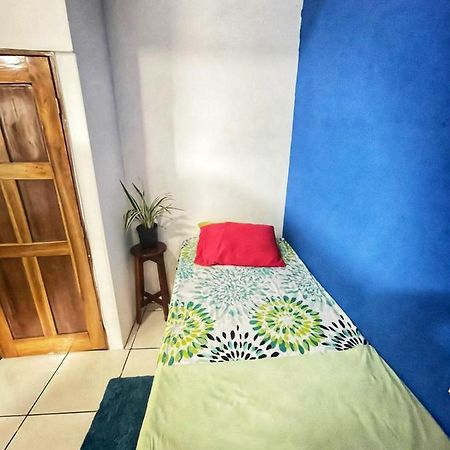 Passiflora'S Apartamento Quepos Exterior foto