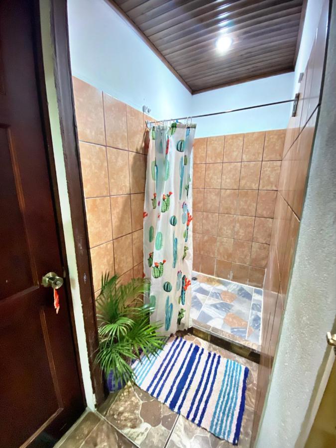 Passiflora'S Apartamento Quepos Exterior foto