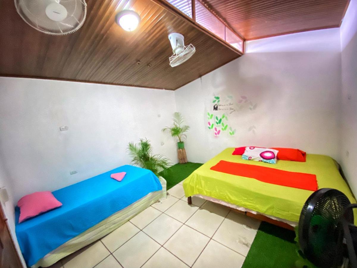 Passiflora'S Apartamento Quepos Exterior foto